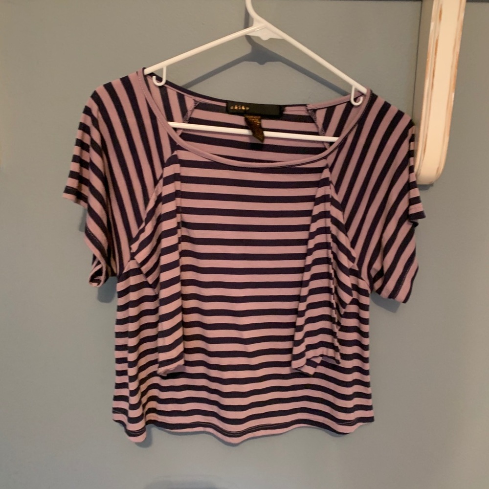 Juniors top